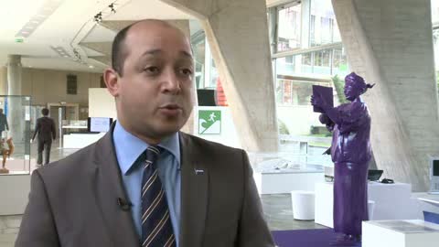 Mr Alejandro Palma<br />
Ambassador, Permanent Delegation of Honduras to UNESCO