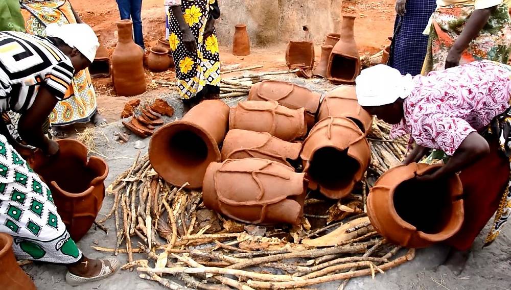 The promotion of traditional pottery practices in eastern Kenya